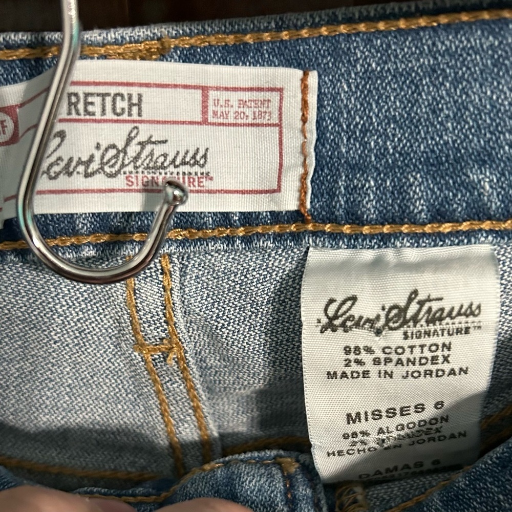 Signature Levi Strauss Stretch Bootcut Jeans Womens Size 6 - Picture 3 of 3